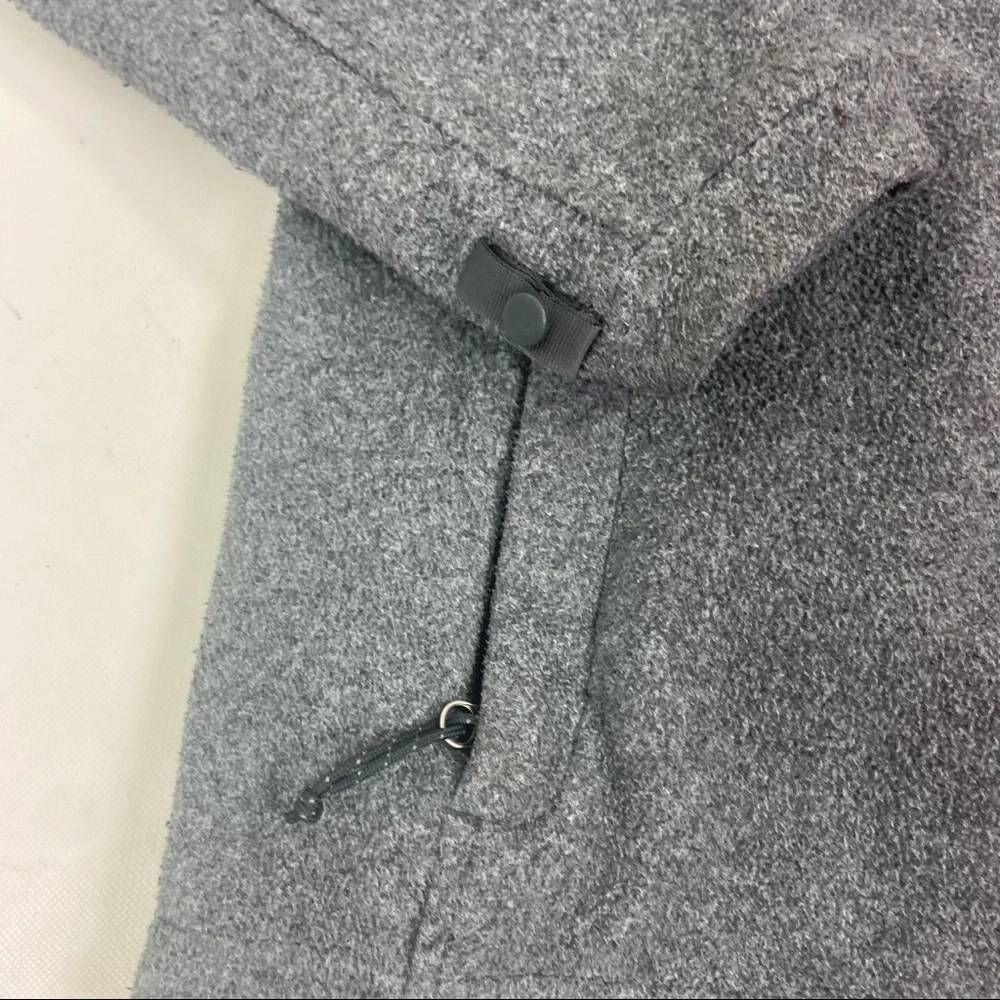 TNF the north face mens gray full zip jacket . Size Small - Picture 7 of 7